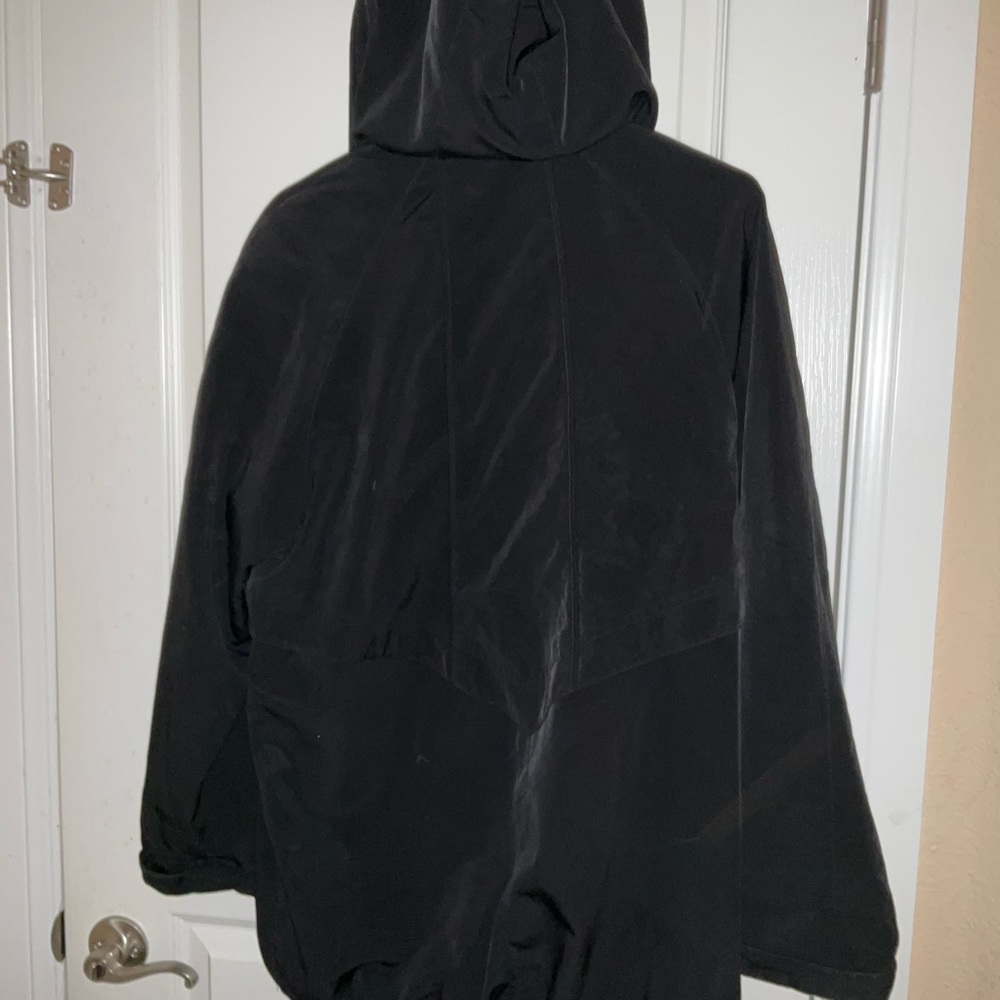 Coat - Picture 4 of 4